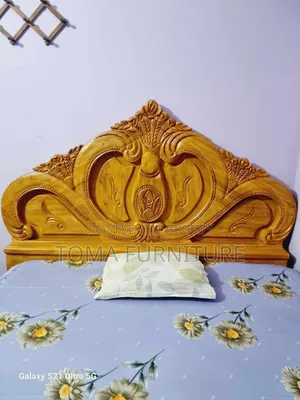 আকাশি কাঠের খাট ৬/৭