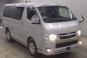 টয়োটা হাইএস ২০২১ সিলভার