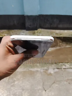 Oppo F1 16 GB Silver