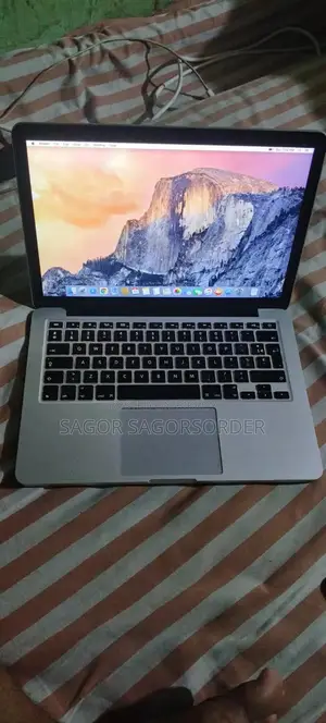Laptop Apple MacBook 2015 8GB Intel Core i5 HDD+SSD 256GB
