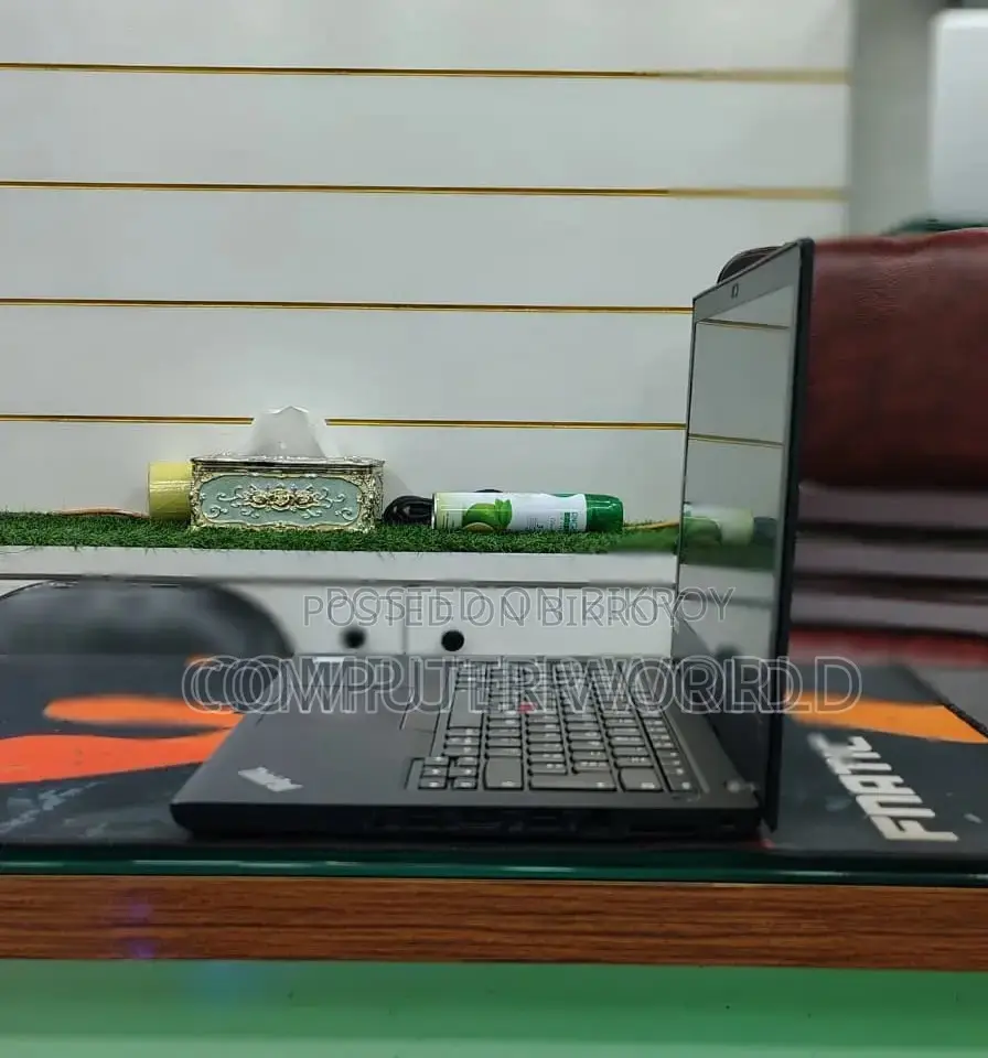 Laptop Lenovo ThinkPad T490s 8GB Intel Core I5 SSD 256GB