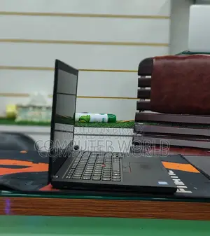 Laptop Lenovo ThinkPad T490s 8GB Intel Core I5 SSD 256GB