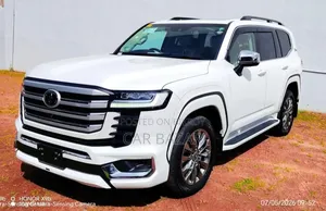 New Toyota Land Cruiser LC300 2024 Pearl