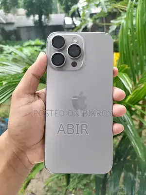 Apple iPhone 15 Pro Max 256 GB Silver
