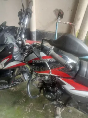 বাজাজ ডিসকভার ১১০ ২০২৩ কালো