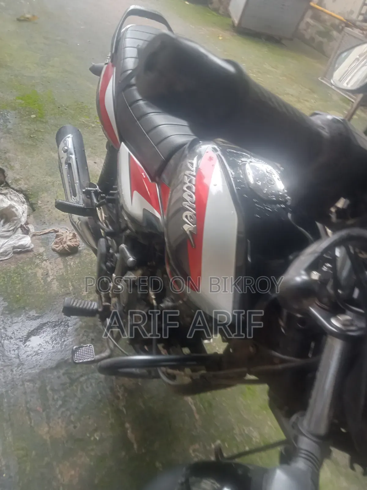 Bajaj Discover 110 2023 Black