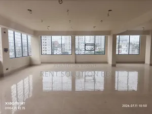 ব্র্যান্ড নিউ কমার্শিয়াল ওপেন স্পেস