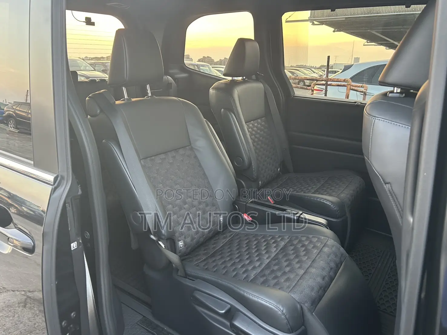 Toyota Voxy 2022 Black