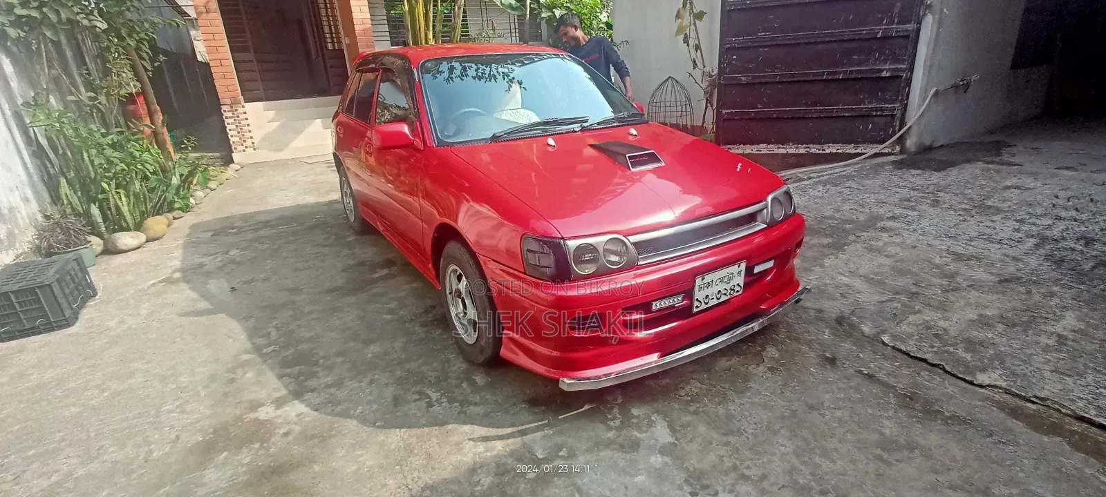Toyota Corolla 1997 Maroon