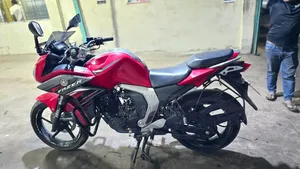 ইয়ামাহা এফজেড ২০২১ রেড