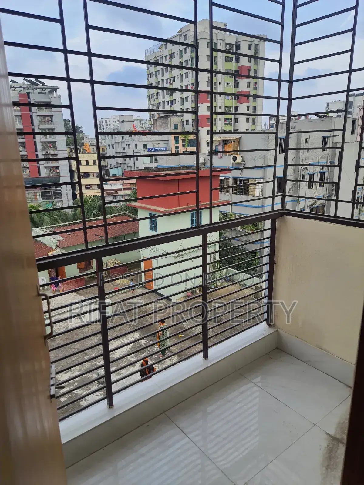 3-bedroom Apartment in Asraful Alam, Rampura for sale