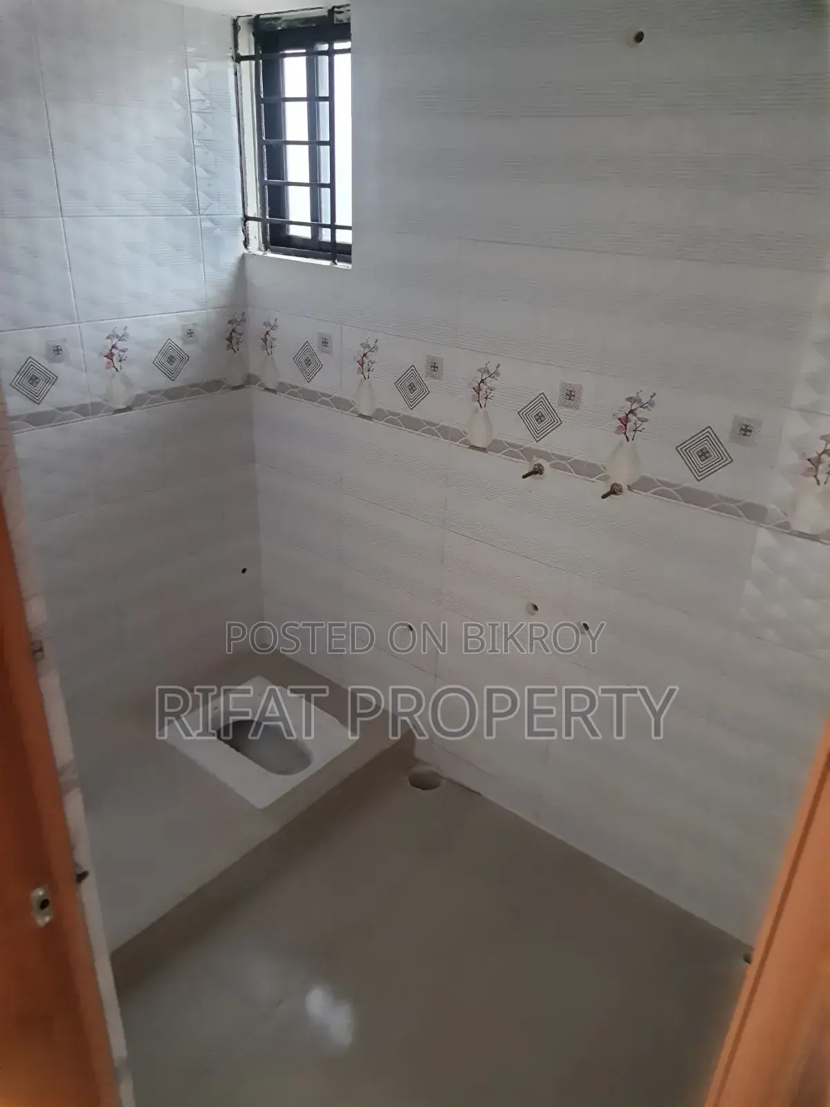 3-bedroom Apartment in Asraful Alam, Rampura for sale