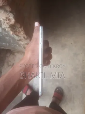 অ্যাপল আইফোন ৬এস প্লাস ৬৪ জিবি সিলভার