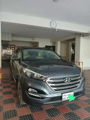 Hyundai Tucson Limited AWD 2017 Gray