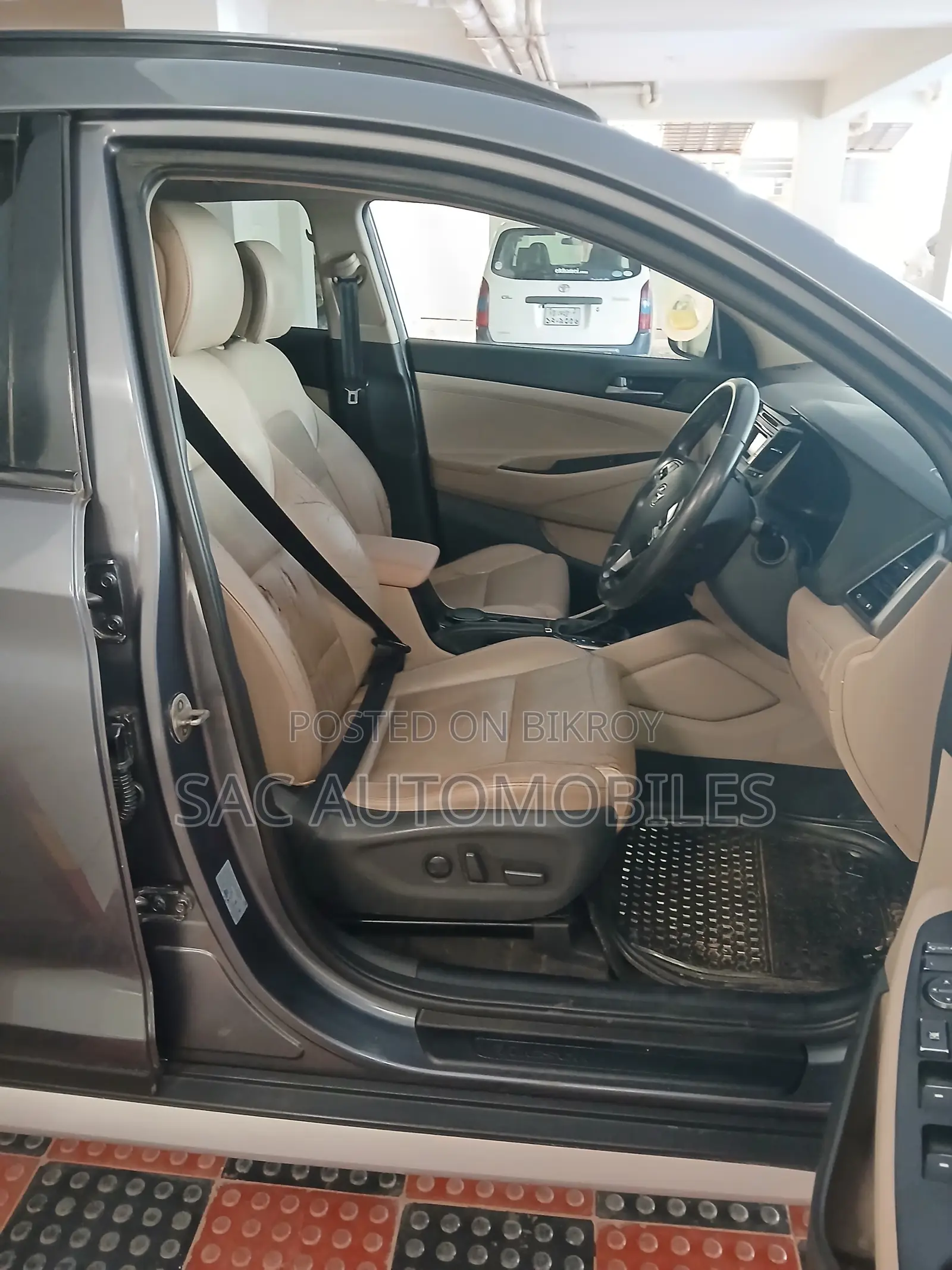 Hyundai Tucson Limited AWD 2017 Gray