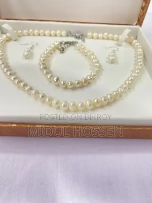 মুক্তোর নেকলেস সেট