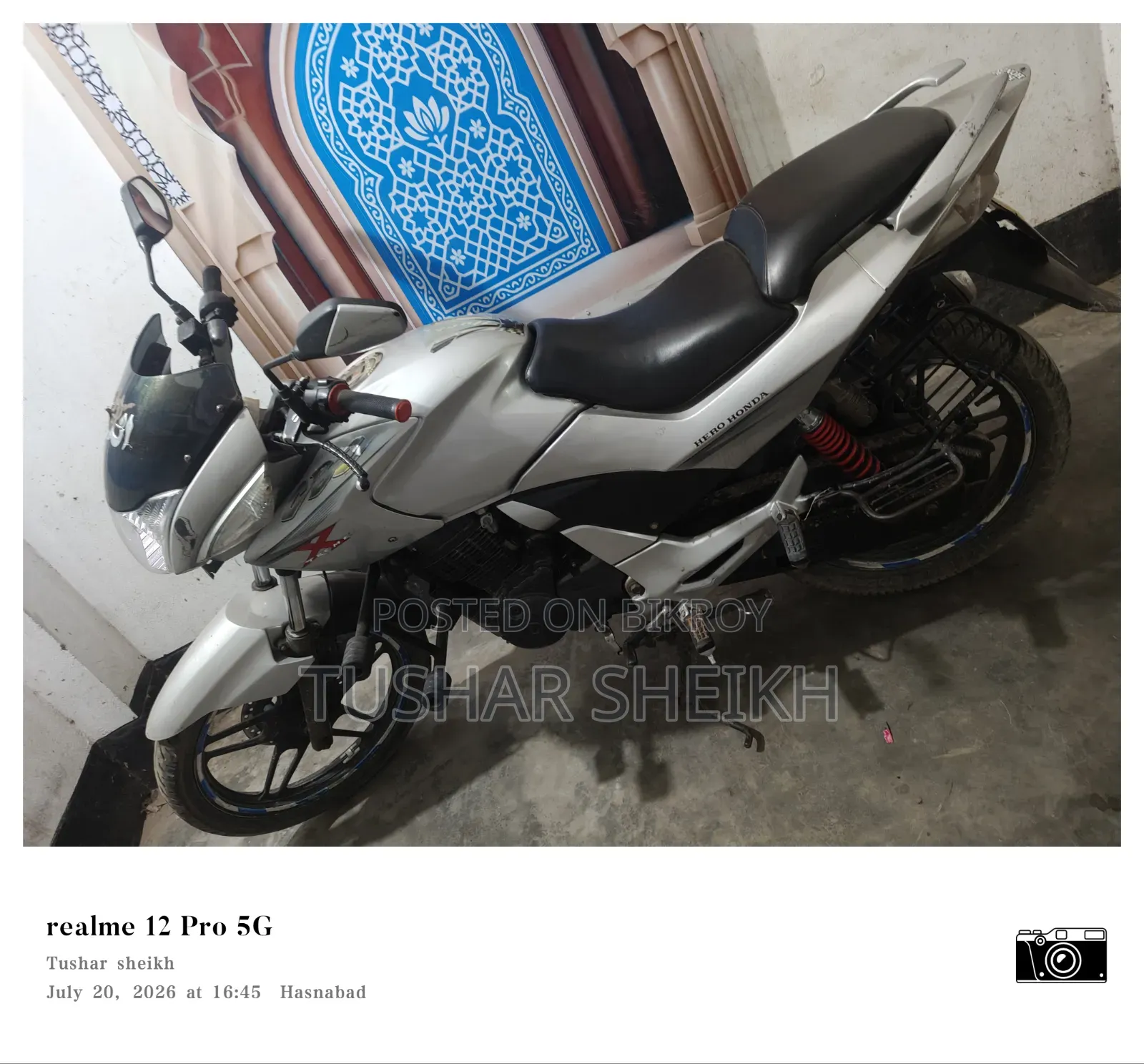 হোন্ডা ২০১২ হোয়াইট