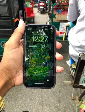 অ্যাপল আইফোন এক্স ২৫৬ জিবি হোয়াইট