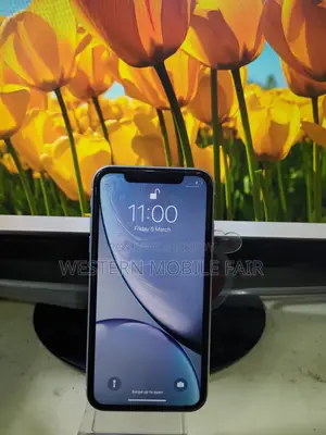 Apple iPhone XR 64 GB Black