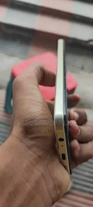 Vivo Y16 64 GB Gold