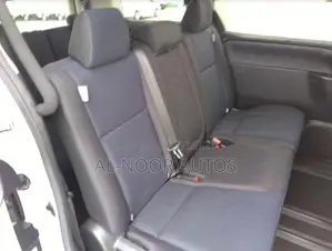 Toyota Noah 2020 Pearl