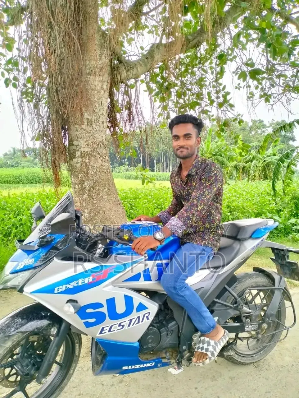 Suzuki Gixxer SF 2022