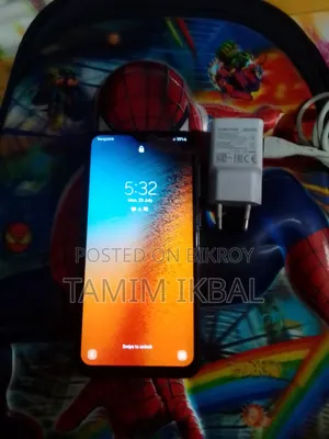 Samsung A10 32 GB Black
