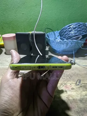Motorola Moto G85 128 GB Yellow