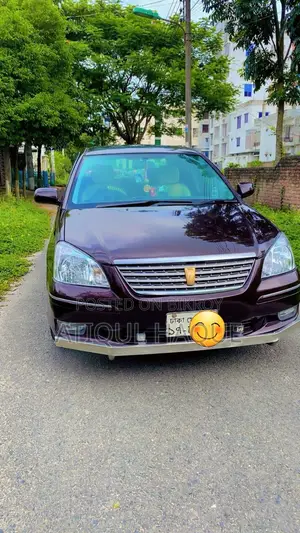 টয়োটা প্রিমিও ২০০২ মেরুন