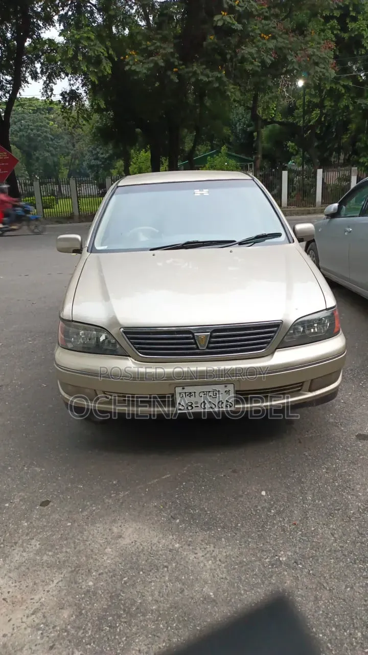 Toyota Vista 1998 Beige