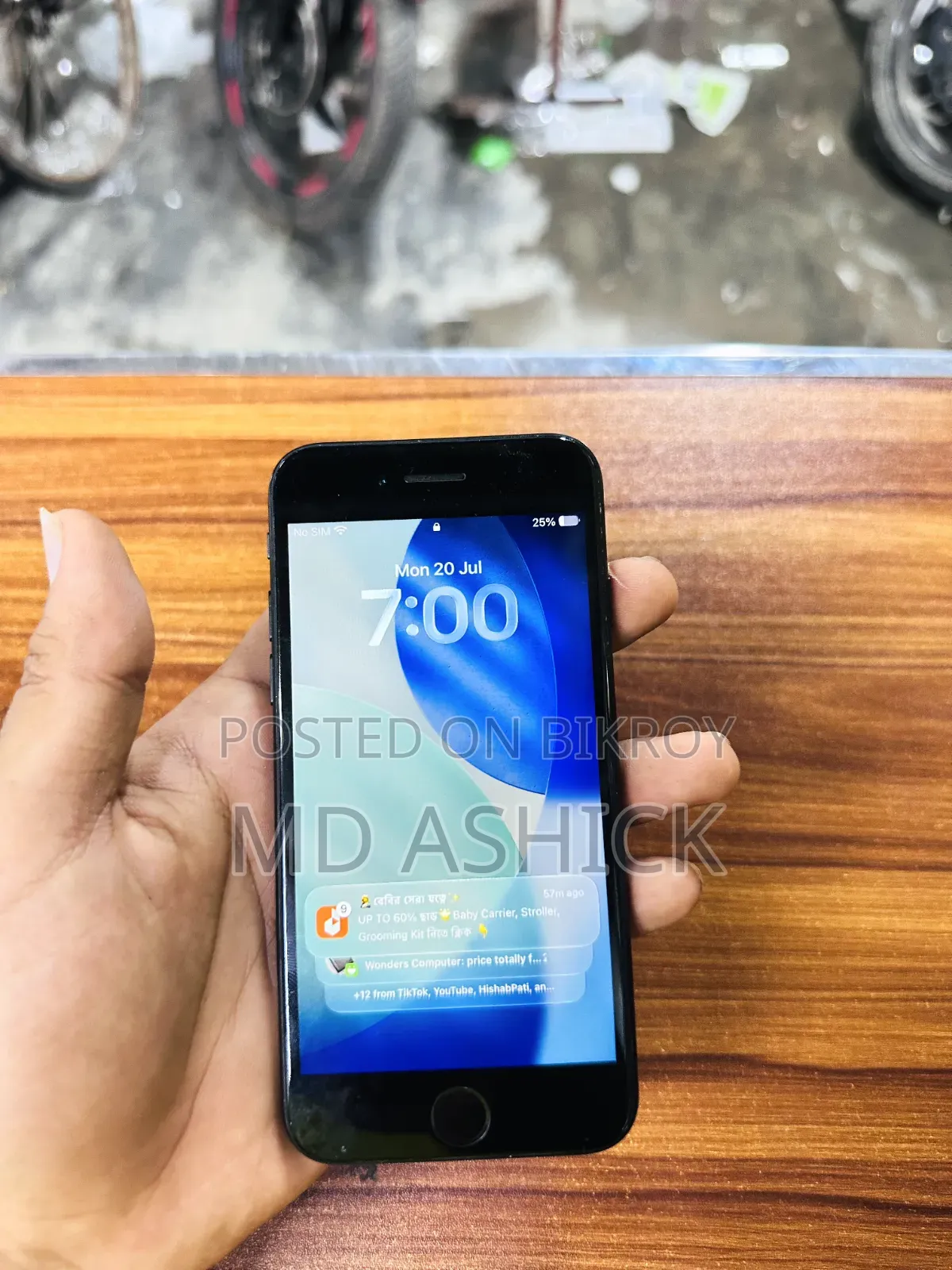 Apple iPhone SE (2020) 64 GB Black
