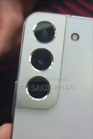 স্যামসাং গ্যালাক্সি এস২২ ৫জি ২৫৬ জিবি হোয়াইট