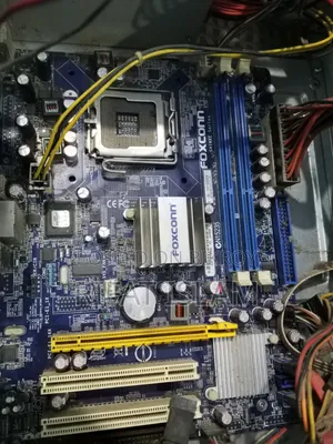 Foxconn G41MXE Motherboard and Pentium E5500