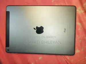 Apple iPad 128 GB Silver