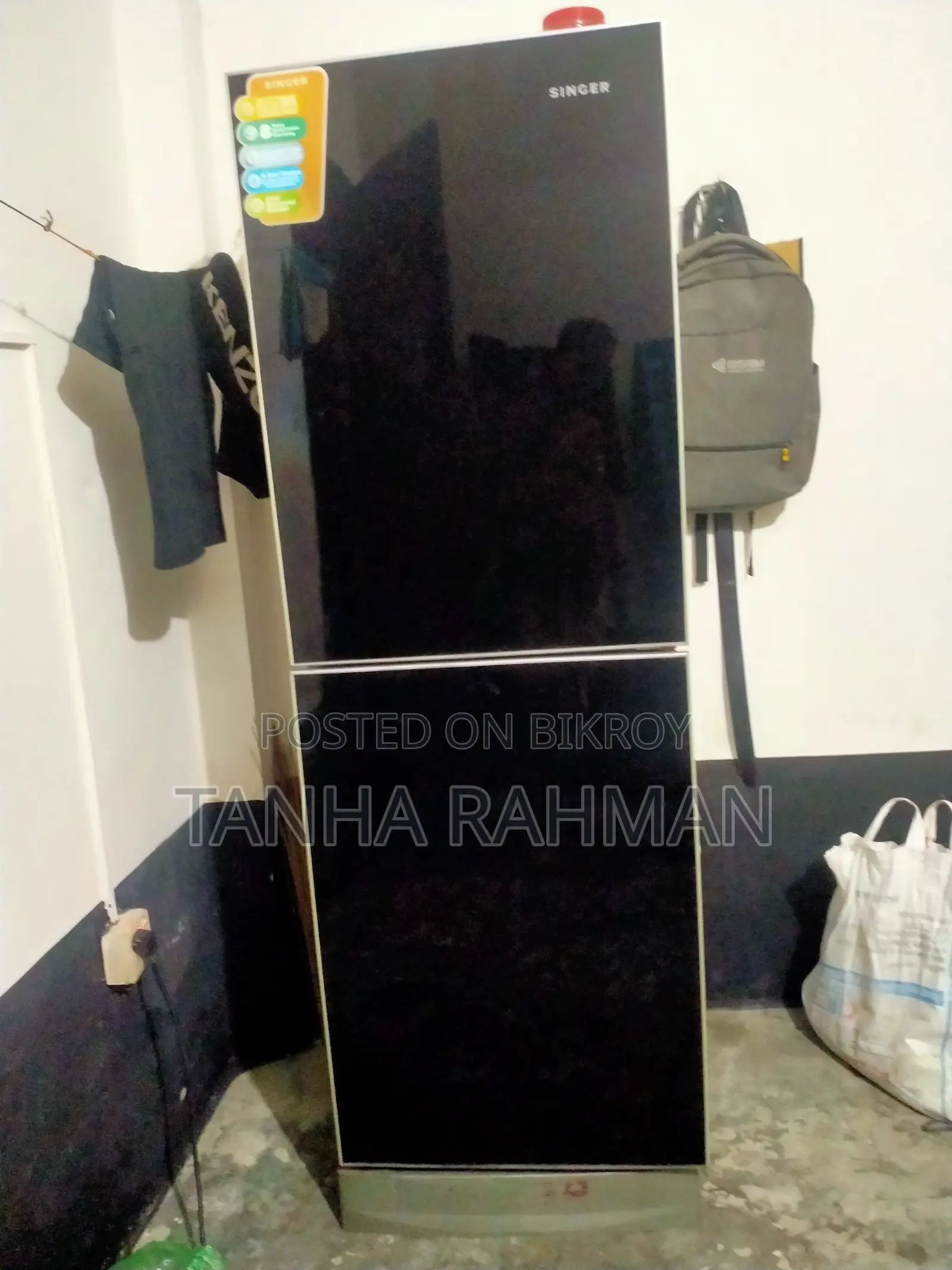 সিঙ্গার এনার্জি- সেভিং ব্ল্যাক গ্লাস ডোর রেফ্রিজারেটর