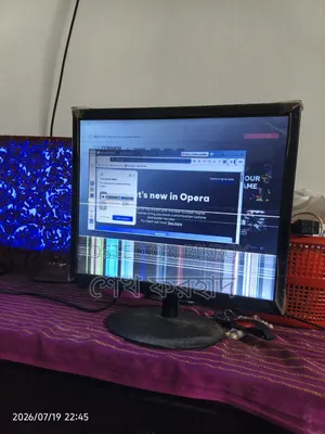 Monitor Used for 8 Months, Display Has Marks Due to Being Left Unused