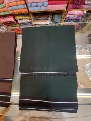 Solid-Colored Cotton Lungis