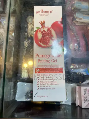 Yan Namei Ji Papaya Peeling Gel (250g)