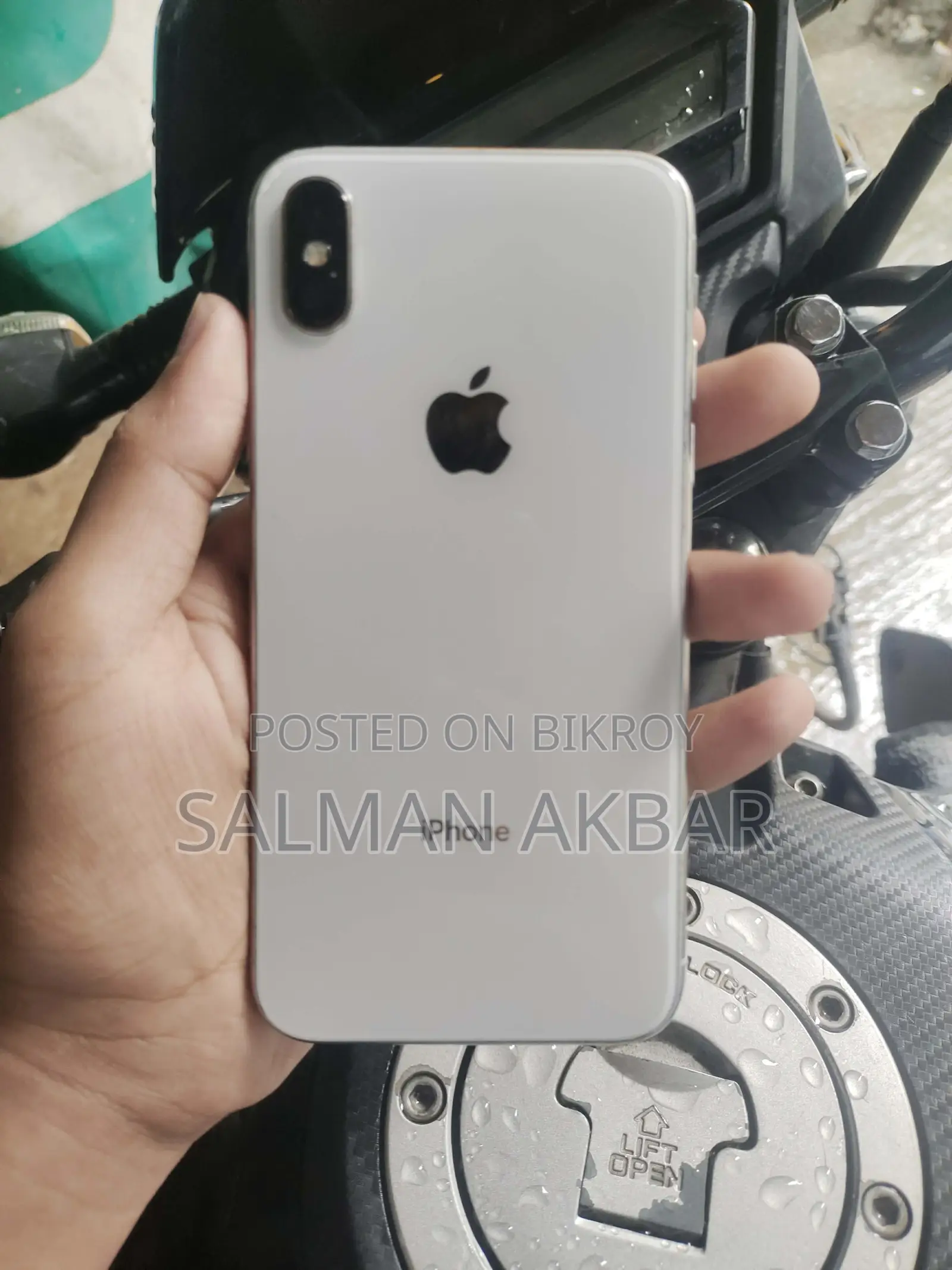 Apple iPhone X 64 GB White