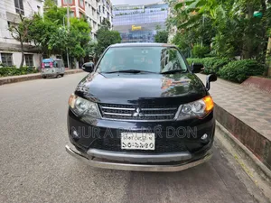 Mitsubishi Outlander 2010 Black