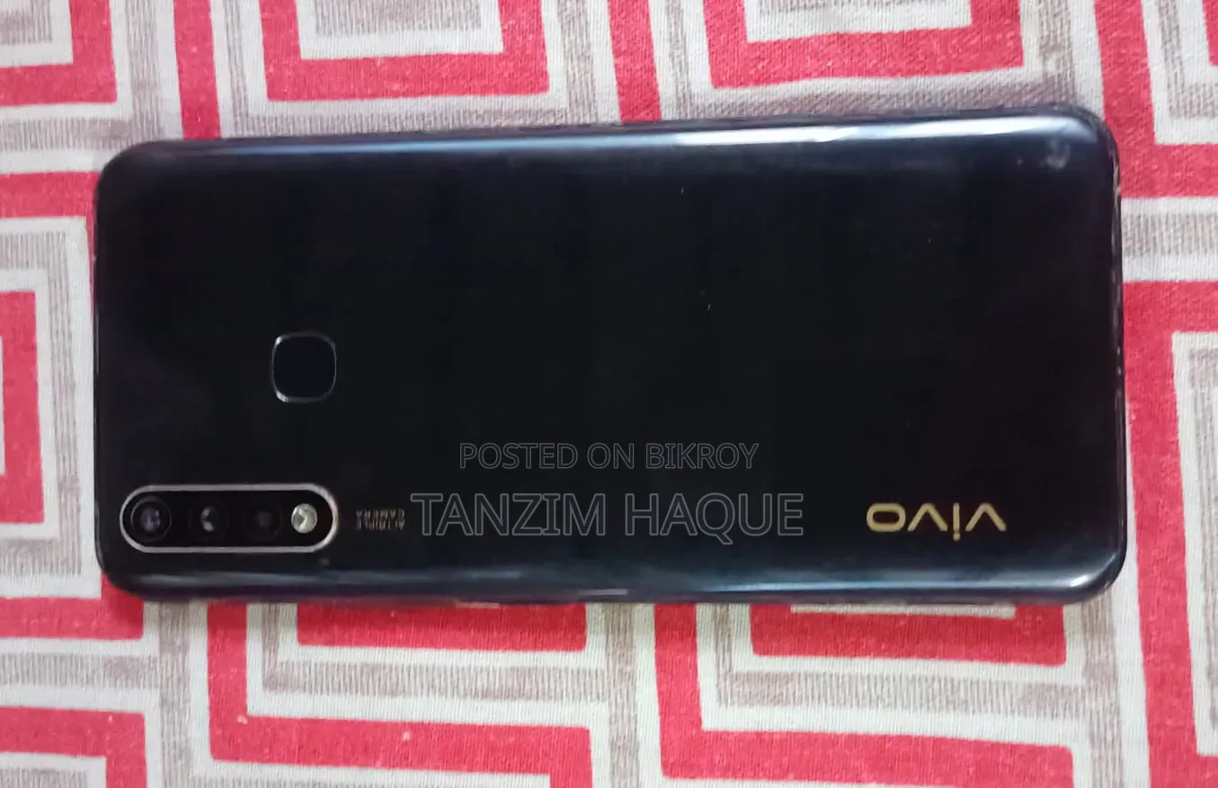 Vivo Y19 128 GB