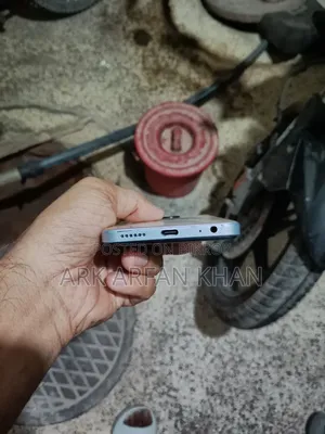 Tecno Spark 20C 128 GB White
