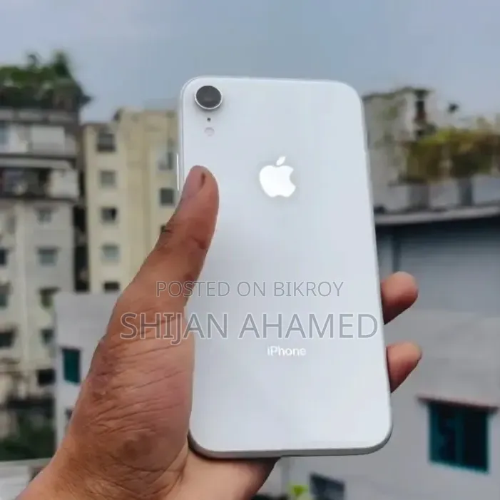 Apple iPhone XR 64 GB White