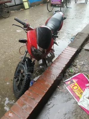 TVS Apache RTR 160 2V 2012 Red