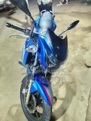 TVS Apache RTR 160 2V 2025 নীল