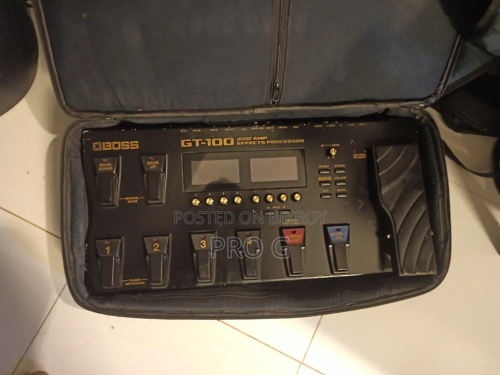 Boss GT-100 Processor With Bag