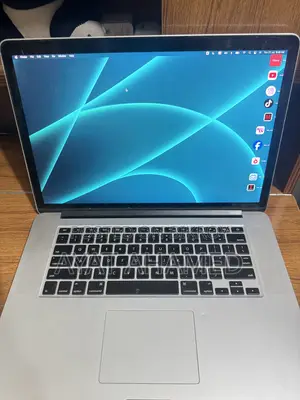 Laptop Apple MacBook 2015 16GB Intel Core I7 SSD 256GB