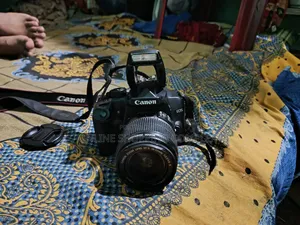 Canon 1000D