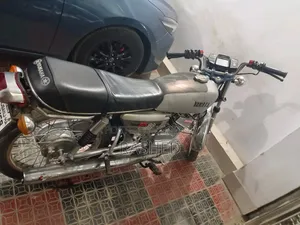 Yamaha 1998 Silver