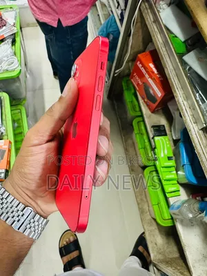 Apple iPhone 12 64 GB Red